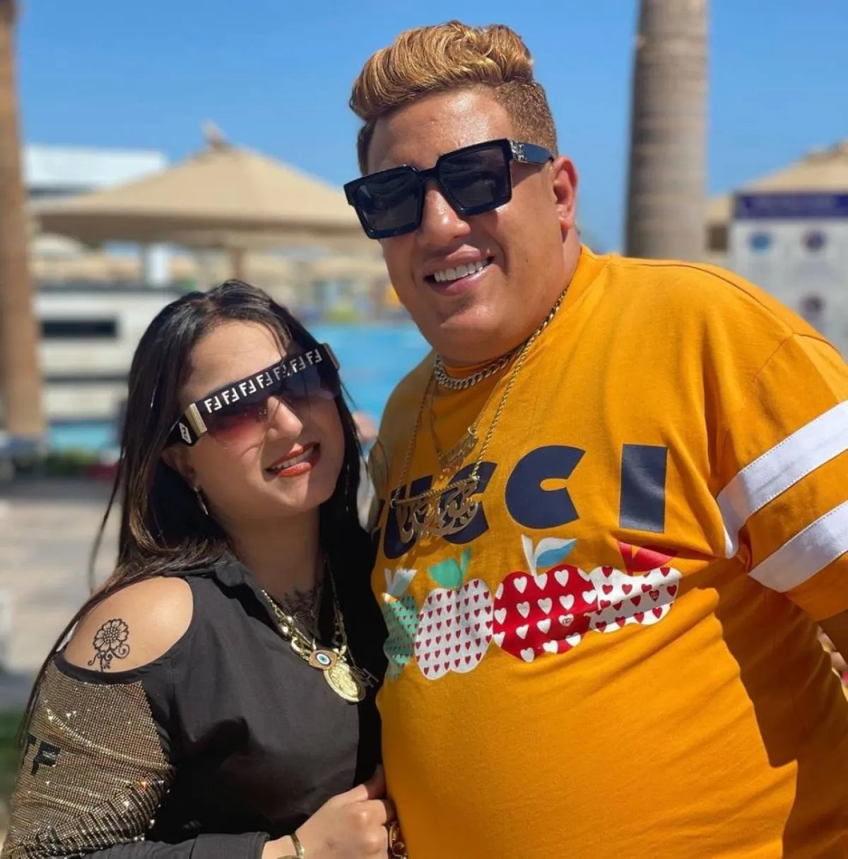 حمو بيكا مع زوجته - الصورة من حسابه على إنستجرام