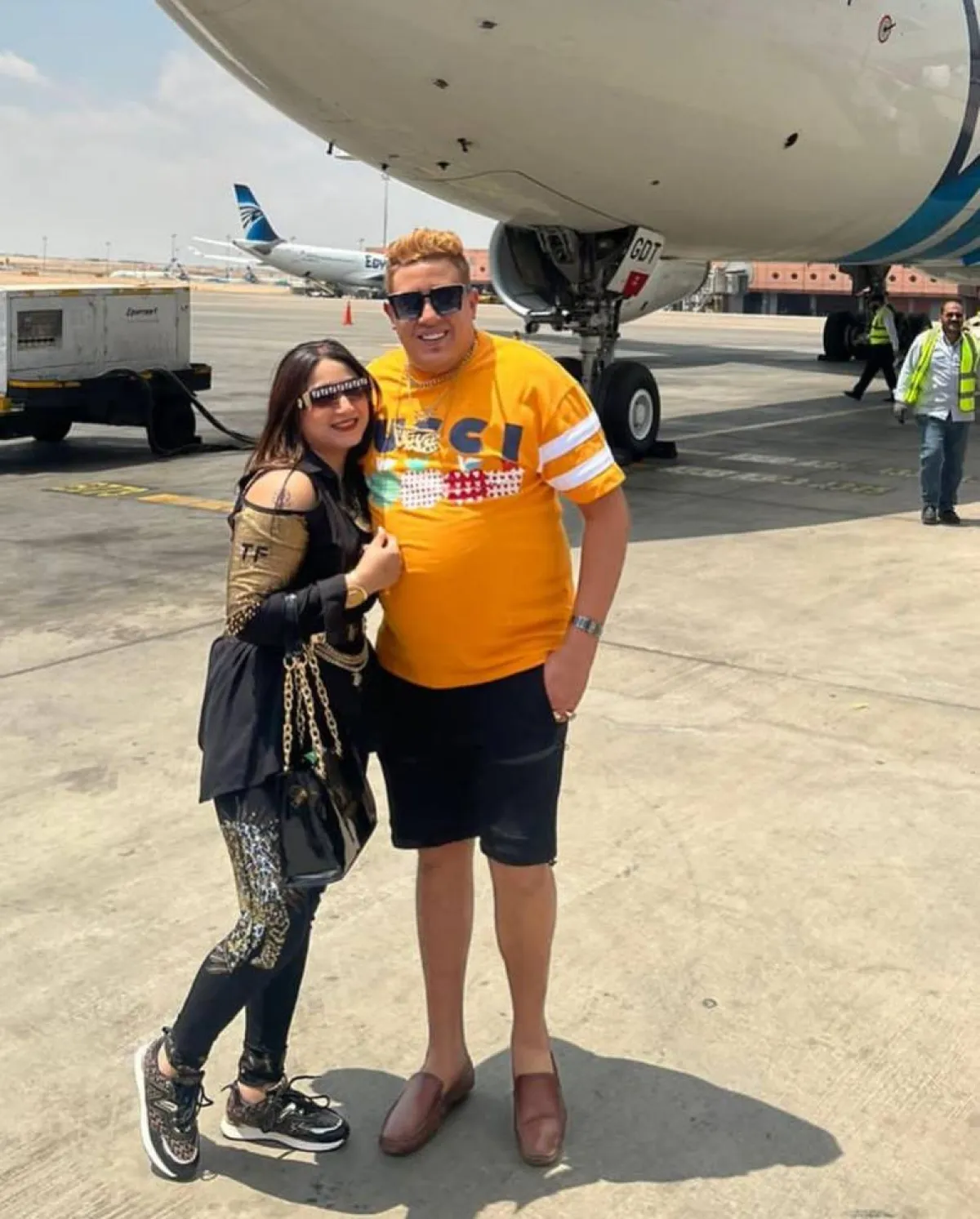 حمو بيكا مع زوجته - الصورة من حسابه على إنستجرام