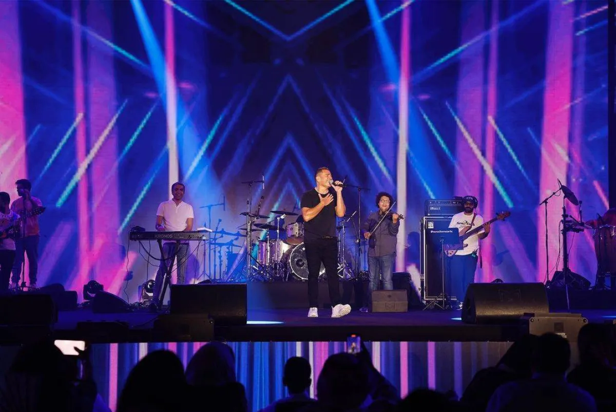 عمرو دياب من حفل جدة - صورة من حسابه على إنستجرام