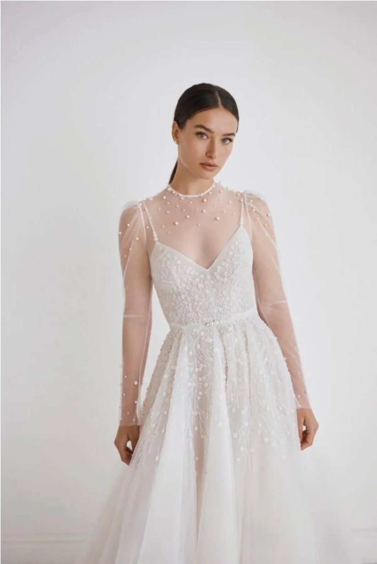 موديلات فساتين زفاف بأكمام شيفون من إيزن ستين  Eisen Stein