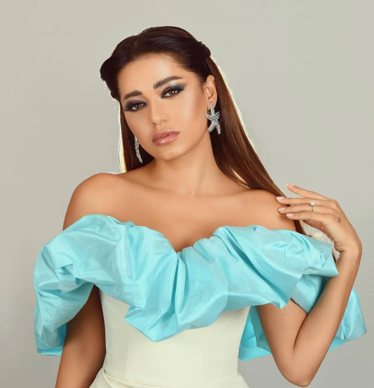 تسريحة أخت العروس من رحمة رياض