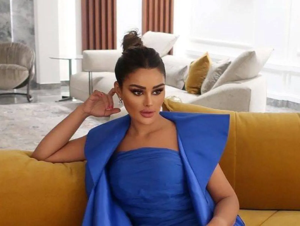 تسريحات شعر مرفوعة