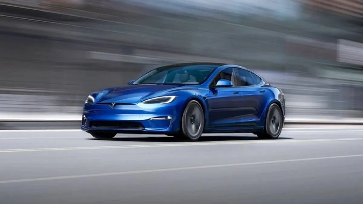 تسلا تبدأ في تسليم موديل S بتحديثات جديدة في نظام الترفيه