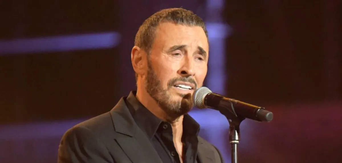  الفنان كاظم الساهر