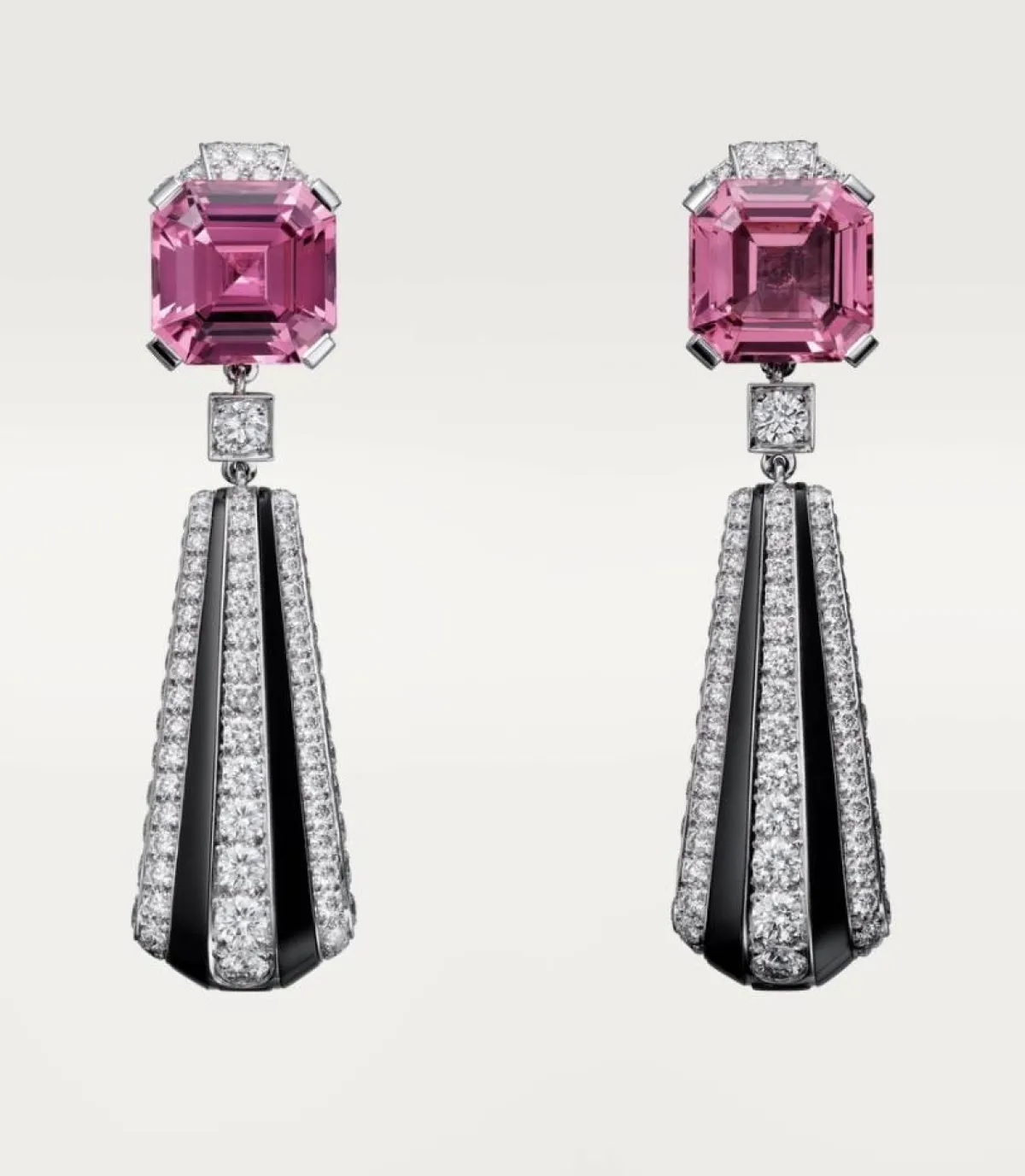 اقراط طويلة