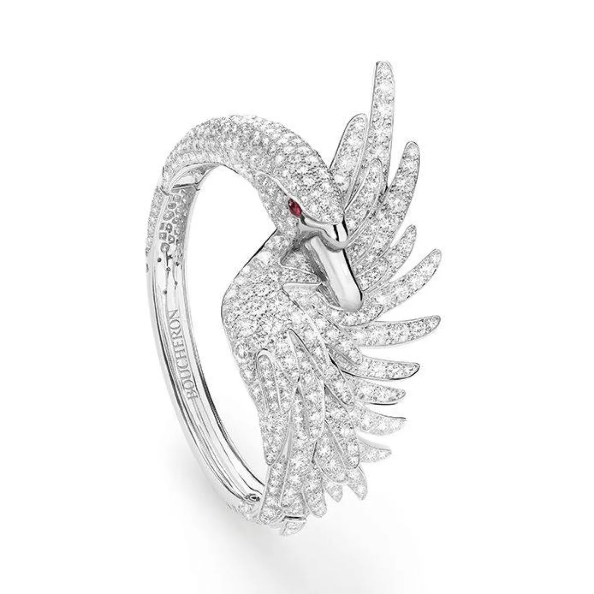 أساور مرصعة بالألماس والروبي لإطلالات صيف 2022