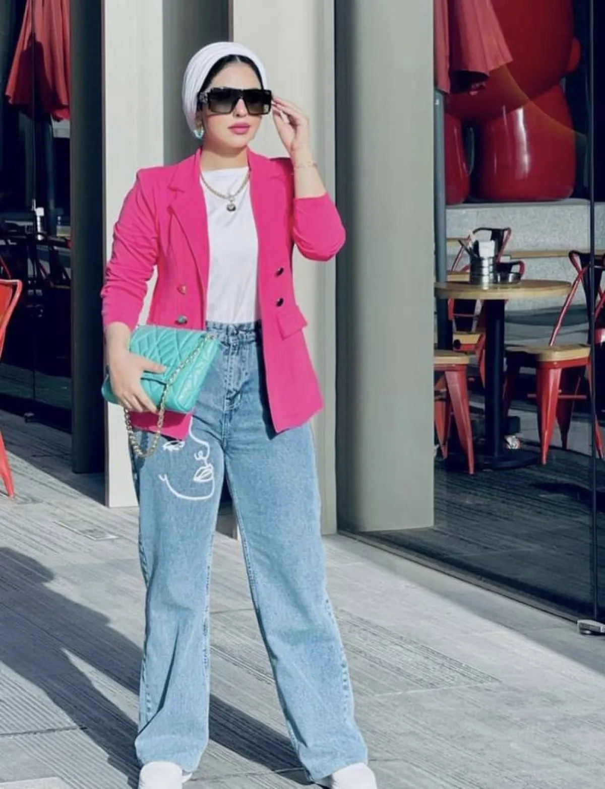 البدلة النسائية