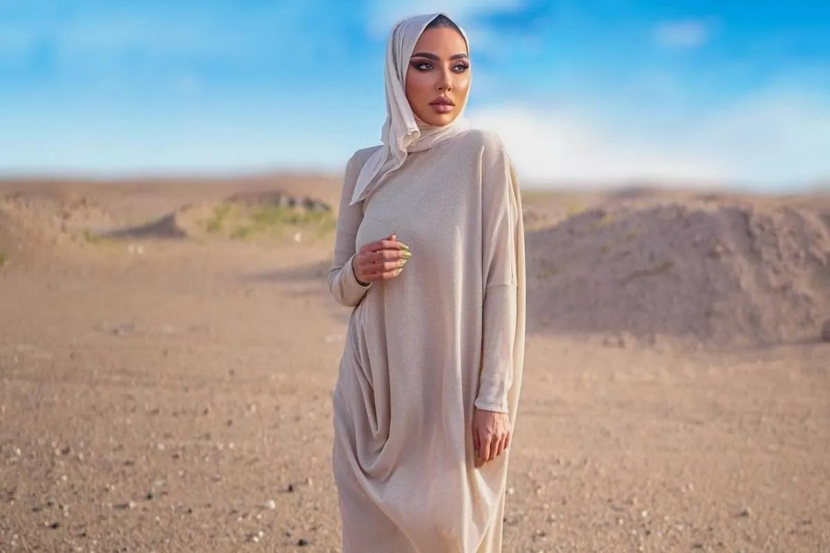 فساتين النيود للمحجبات