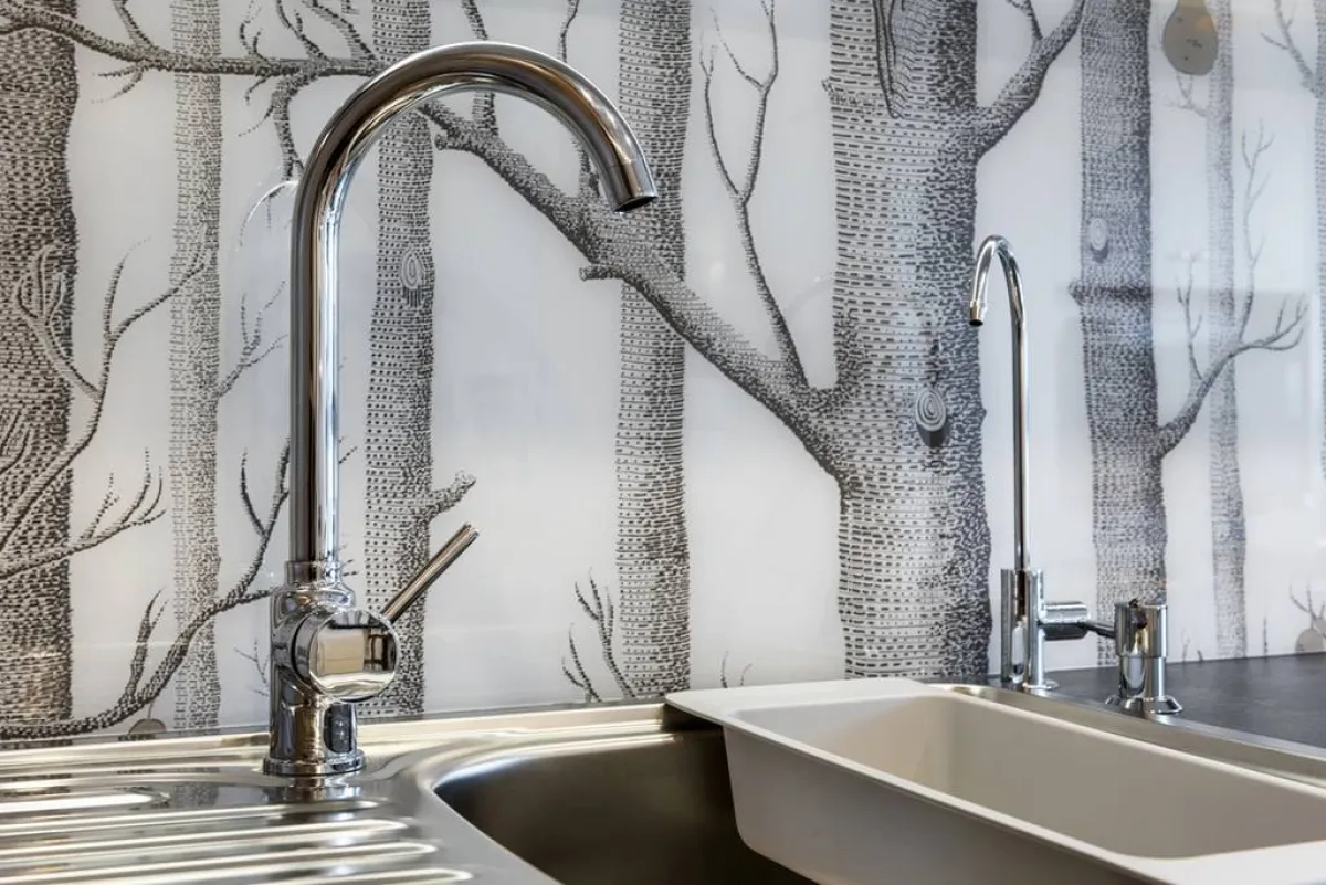 نموذج عن ورق الجدران الخشبي 