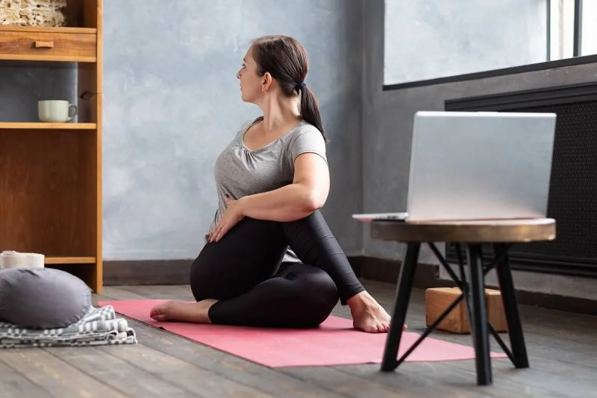 تمارين للتخلص من آلام الرقبة والكتف