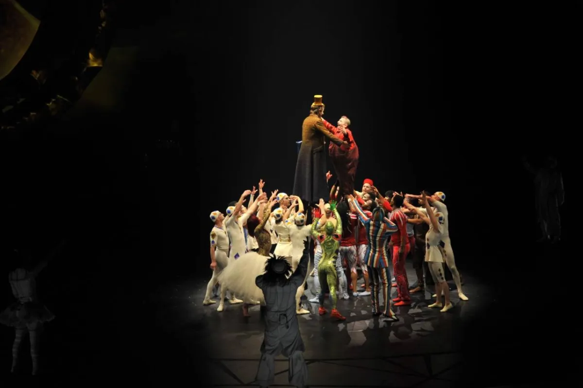 عرض سيرك دوسولية فيوجن