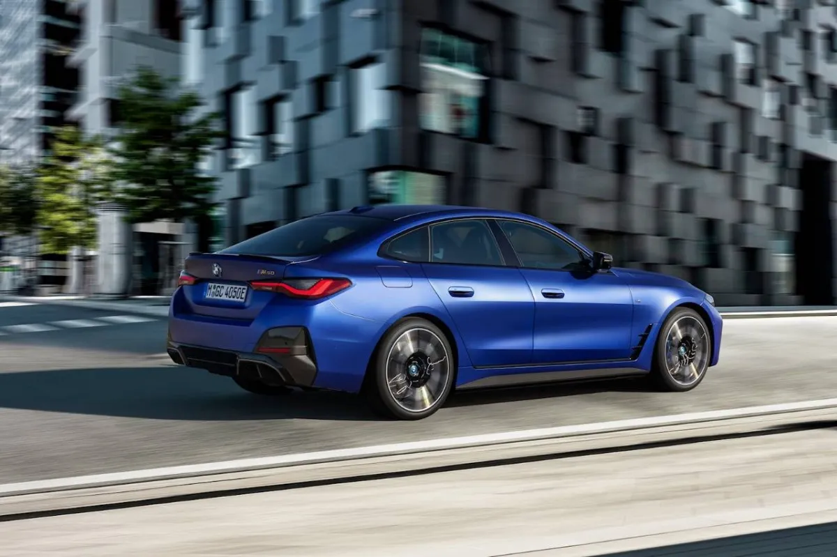 منصة Neue Klasse تظهر في الفئة الثالثة من BMW في 2025