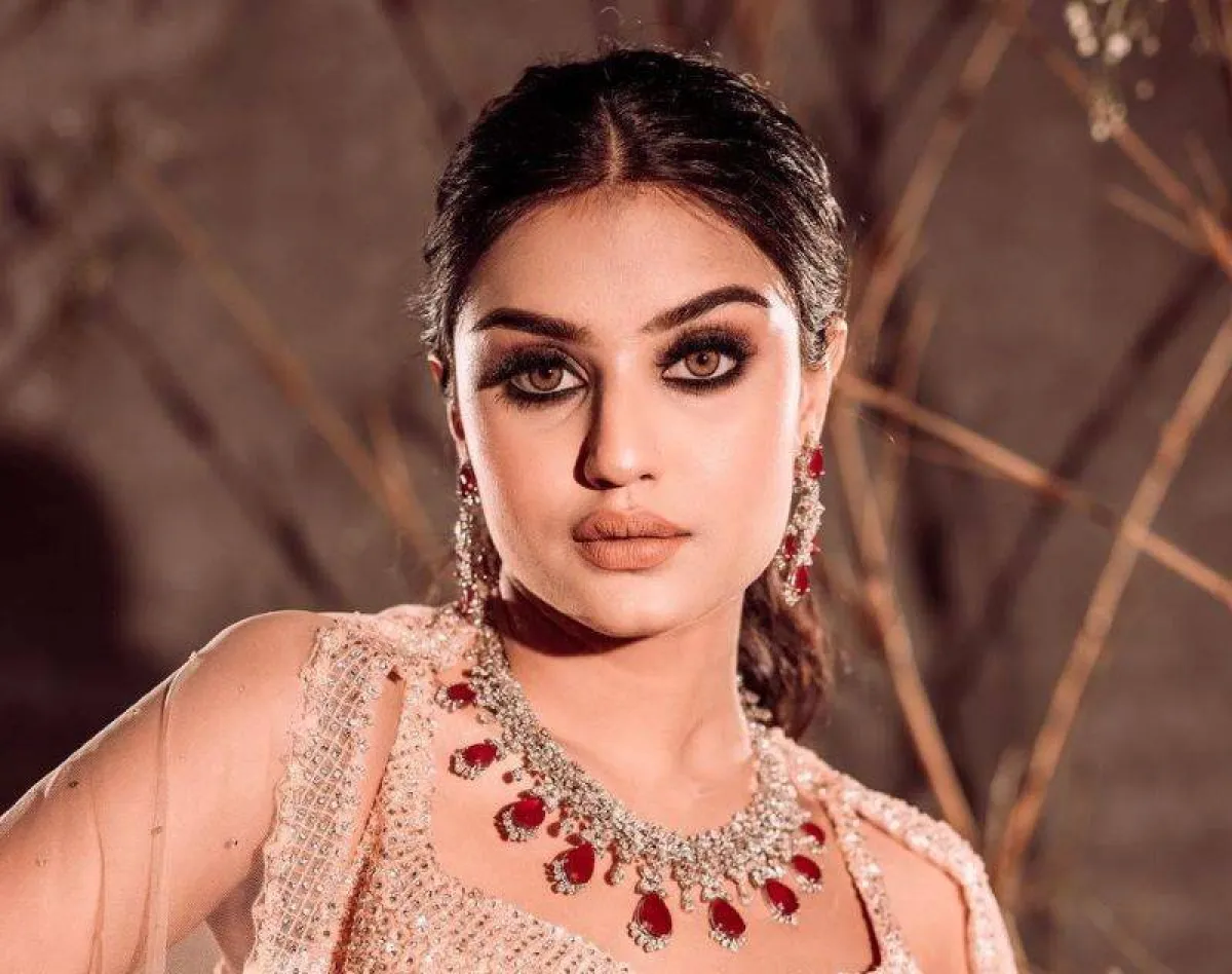 تسريحات شعر هندية أنيقة