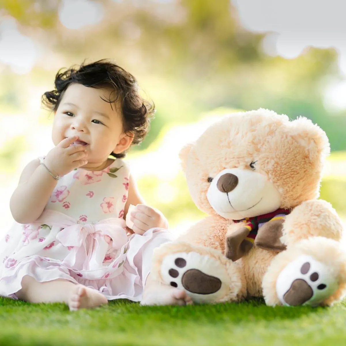 صورة لرضيعة صغيرة