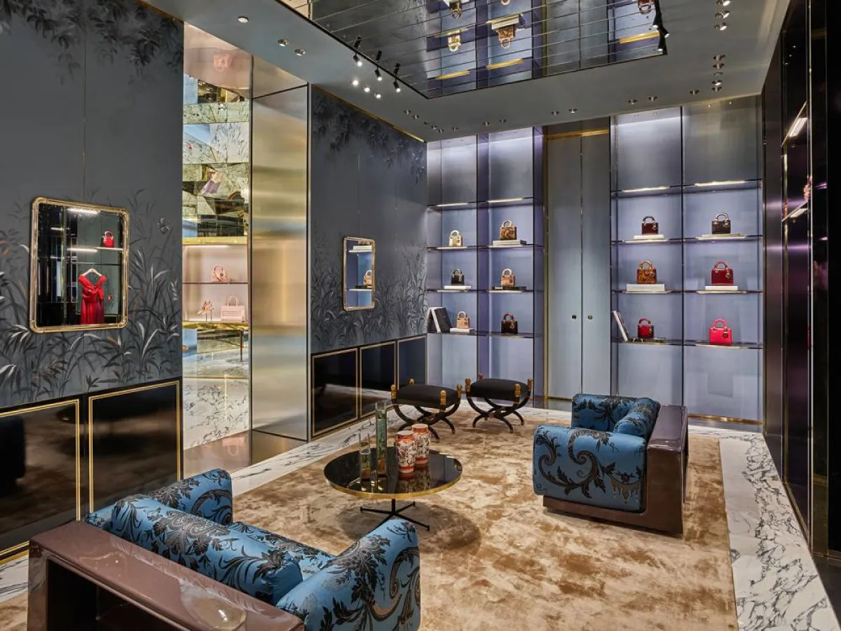 متجر ديور الجديد في الدوحة 