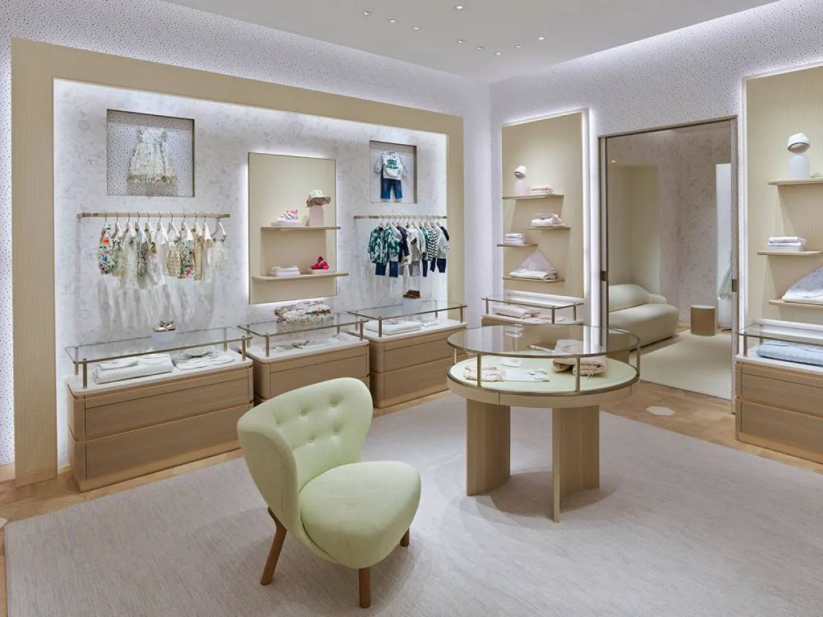 متجر ديور الجديد في الدوحة 