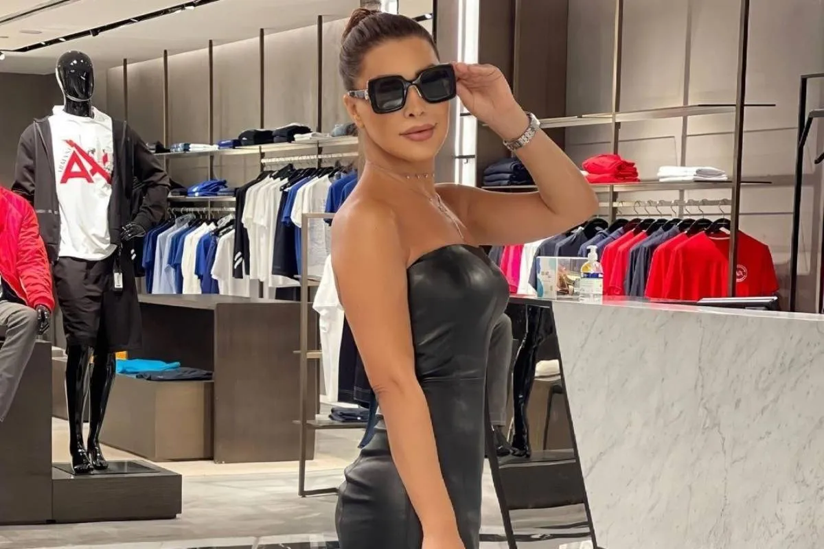 أزياء جلدية من وحي نوال الزغبي