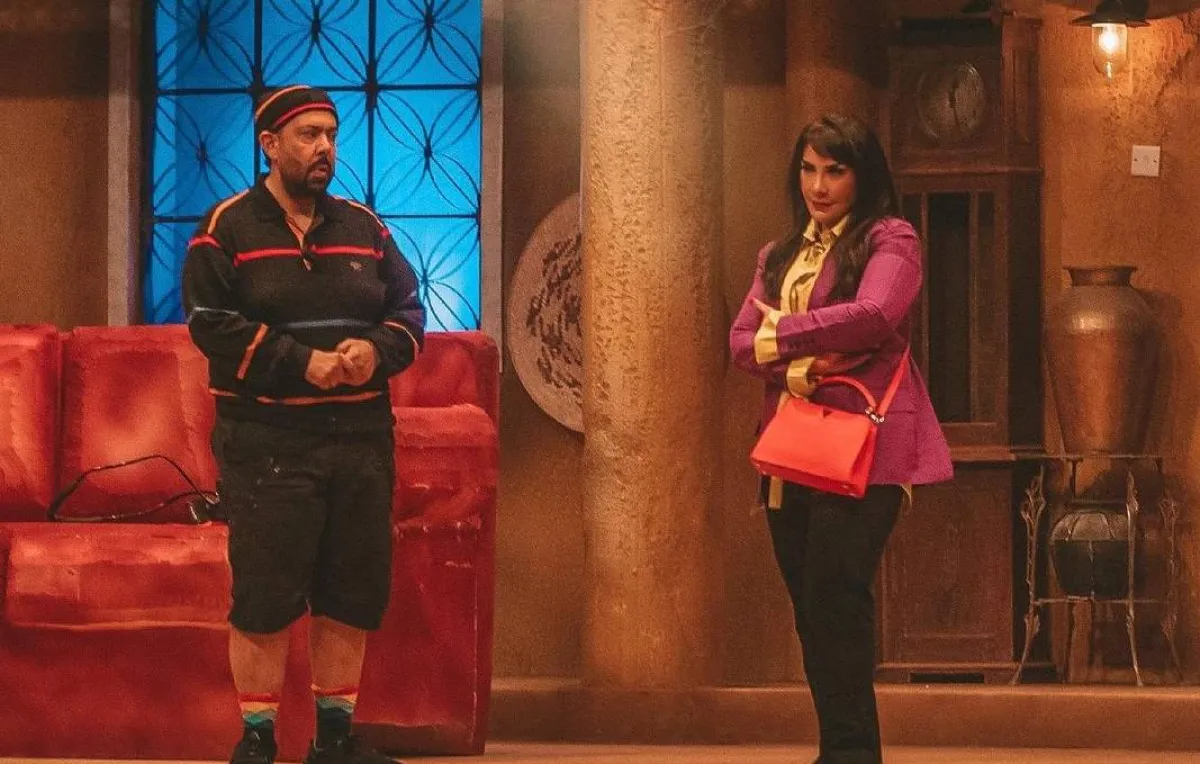 كواليس مسرحية " الطابق الثاني " - صورة من صفحة الفنانة هدى حسين على موقع " انستغرام"