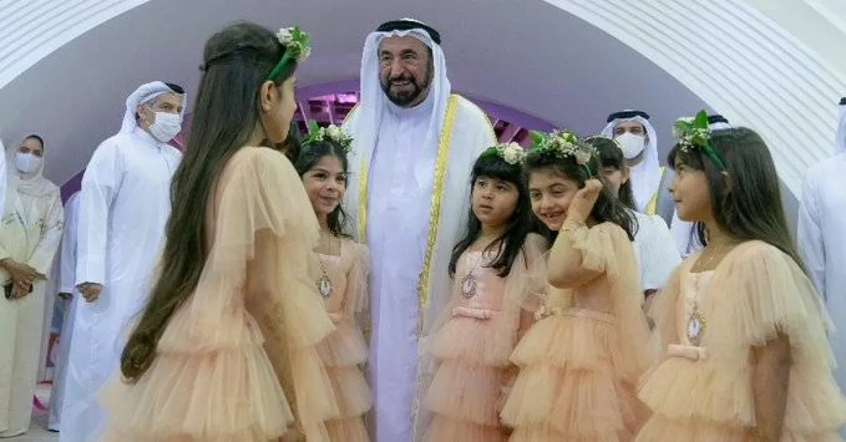 حاكم الشارقة يفتتح الدورة الـ13 من مهرجان الشارقة القرائي للطفل - الصورة من حساب المكتب الإعلامي لحكومة الشارقة على تويتر