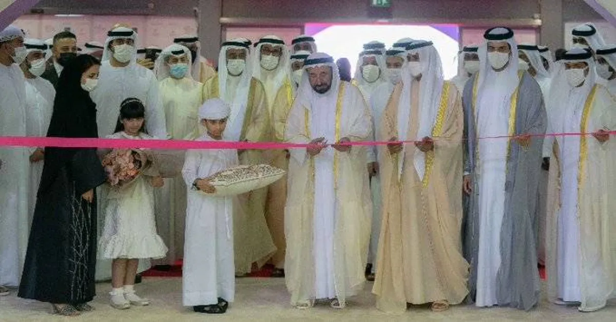حاكم الشارقة يفتتح الدورة الـ13 من مهرجان الشارقة القرائي للطفل - الصورة من حساب المكتب الإعلامي لحكومة الشارقة على تويتر