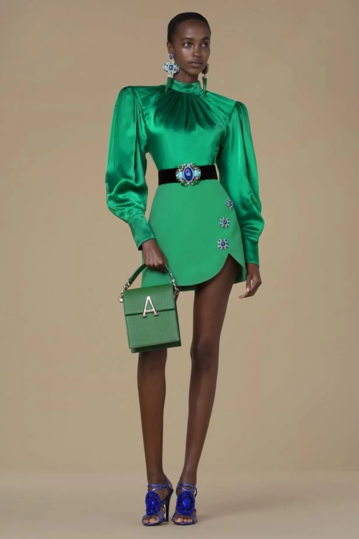فستان باللون الأخضر من اندرو جي إن  Andrew Gn