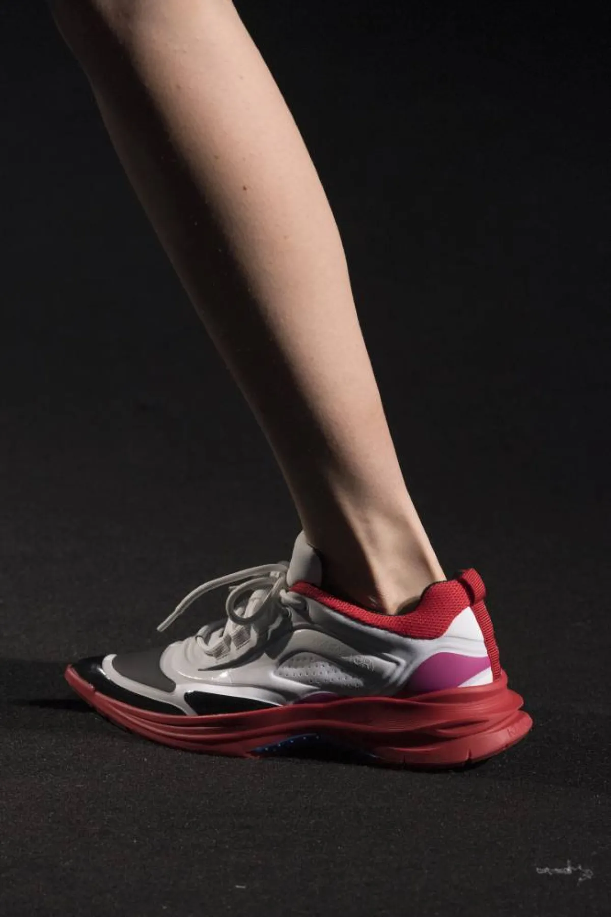 حذاء رياضي ملوَّن من Az Factory 