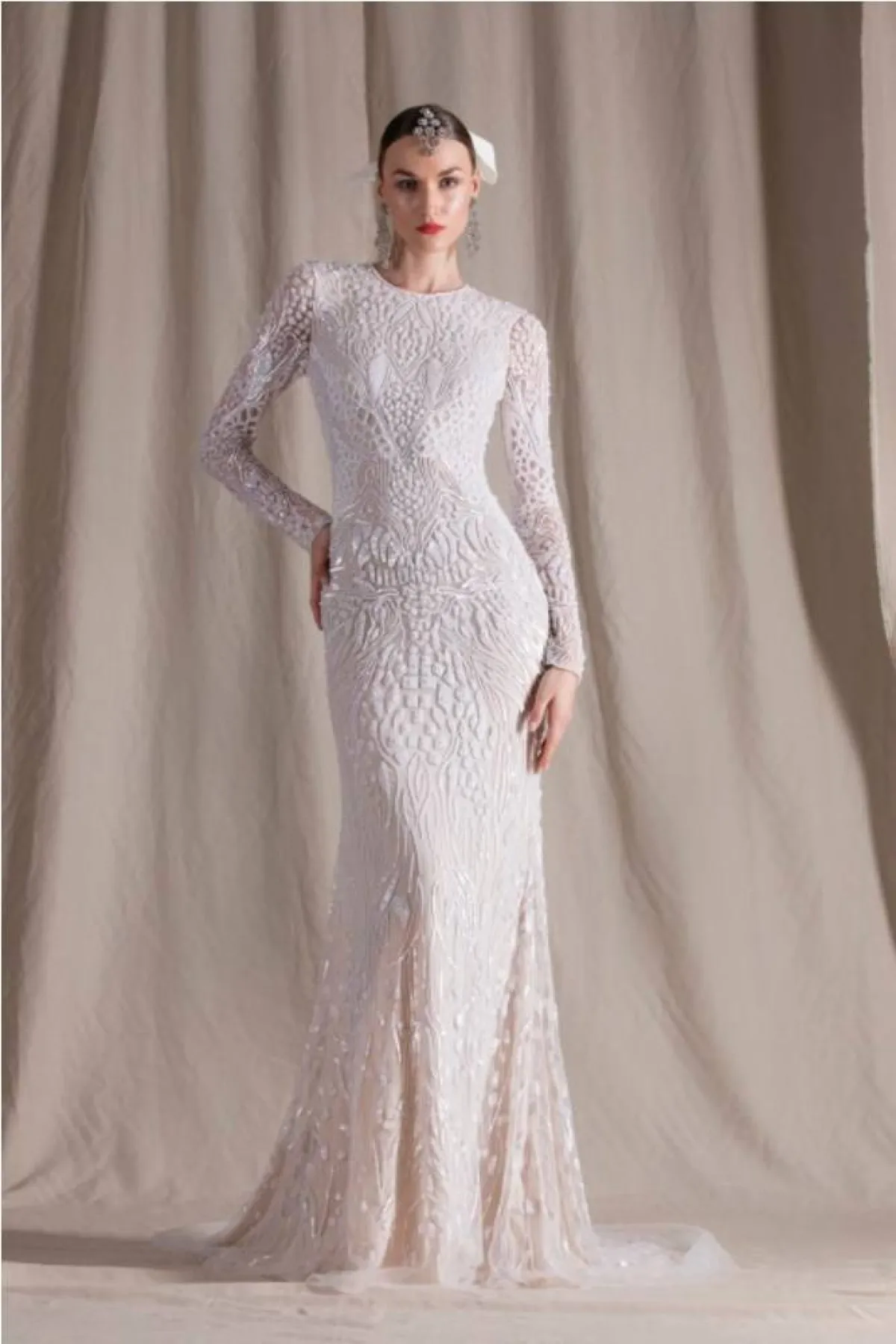 موديلات فساتين زفاف ضيّقة 2022 من نعيم خان  Naeem Khan