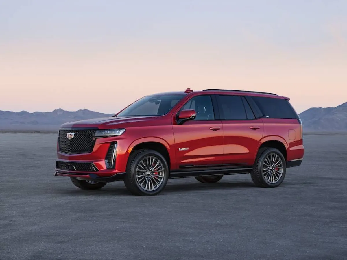 انطلاق كاديلاك اسكاليد V 2023 بقوّة تتجاوز 680 حصاناً 