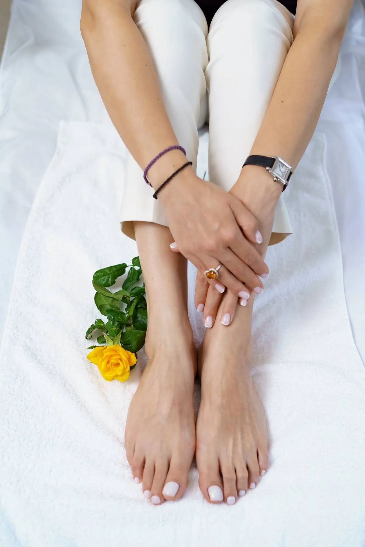 العناية بالقدمين