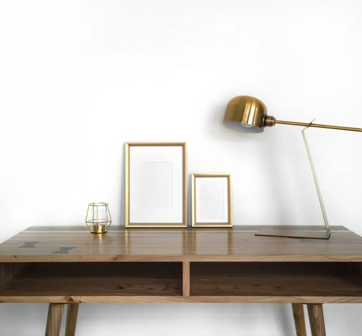 ما هي المكوّنات الفعّالة في إزالة الصدأ عن الإكسسوارات المعدنية؟