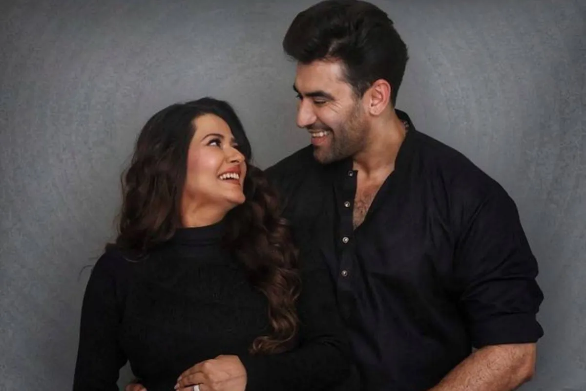 نيكيتين ديير وكراتيكا سنغار- الصورة من حساب نيكتين ديير على إنستغرام