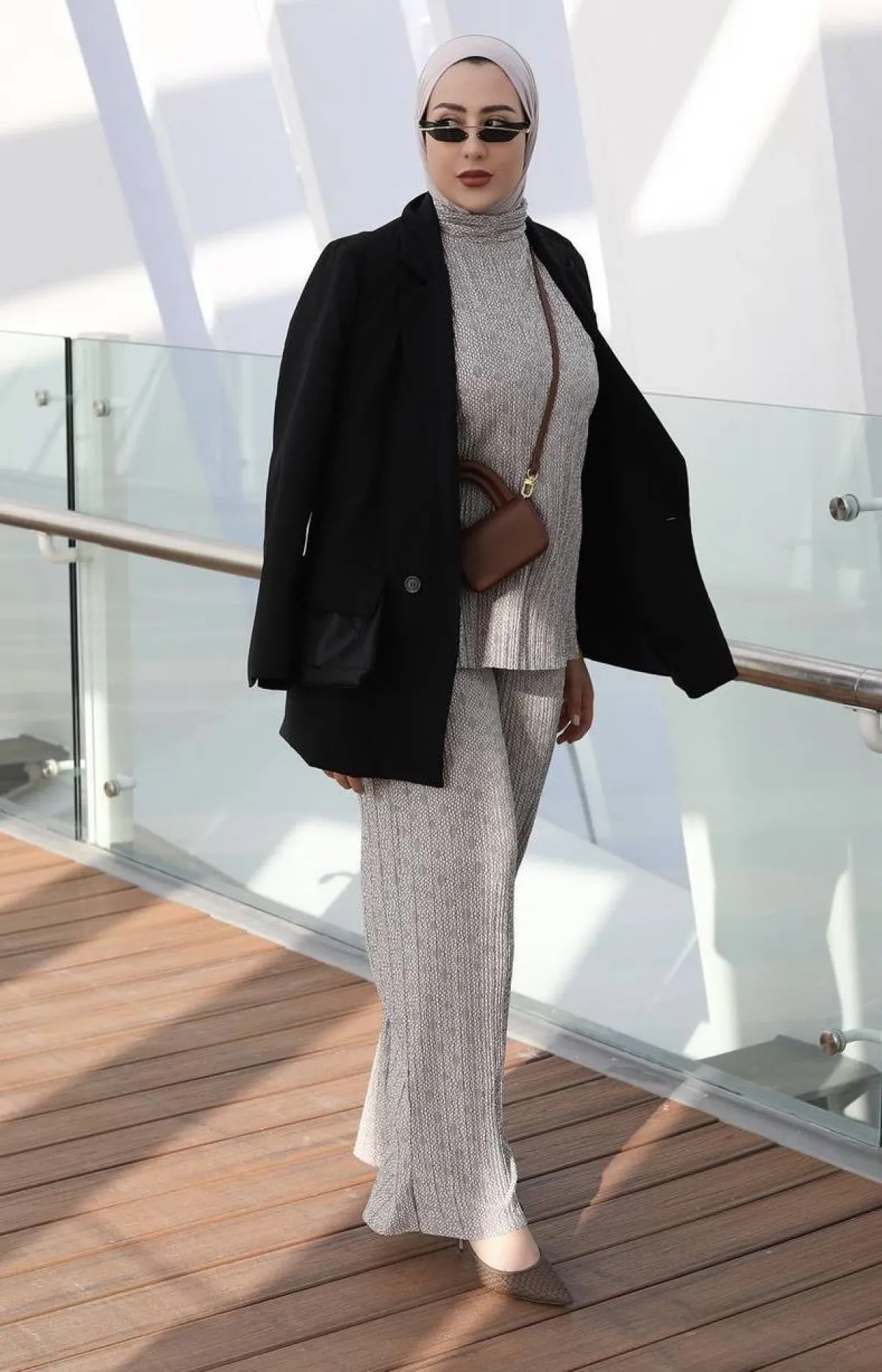 الازياء الحيادية