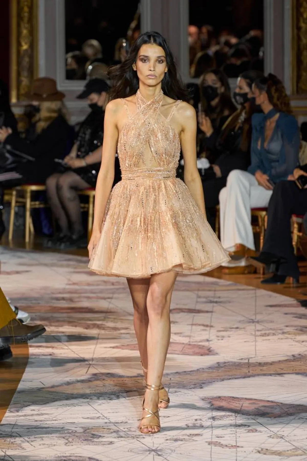 فساتين قصيرة للسهرات