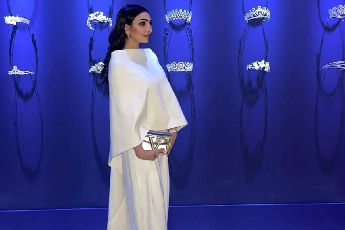 إطلالات محتشمة من هبة الحسين