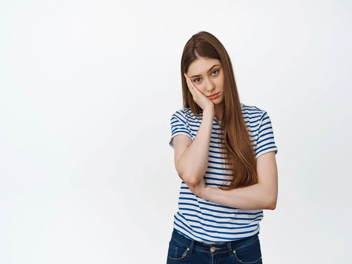 الشعور بالحزن يختلف كثيراً عن الاكتئاب لأنه يكون قصير الأجل 