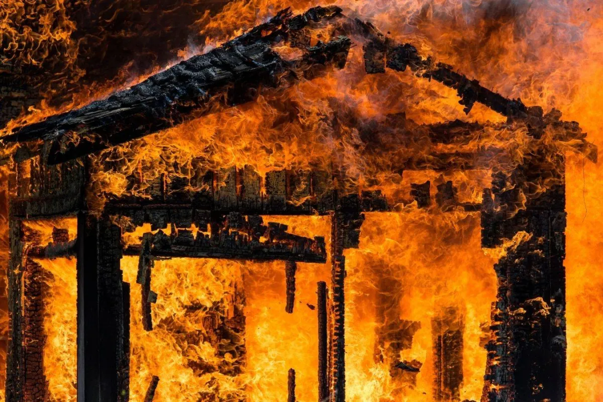 الحريق في منام