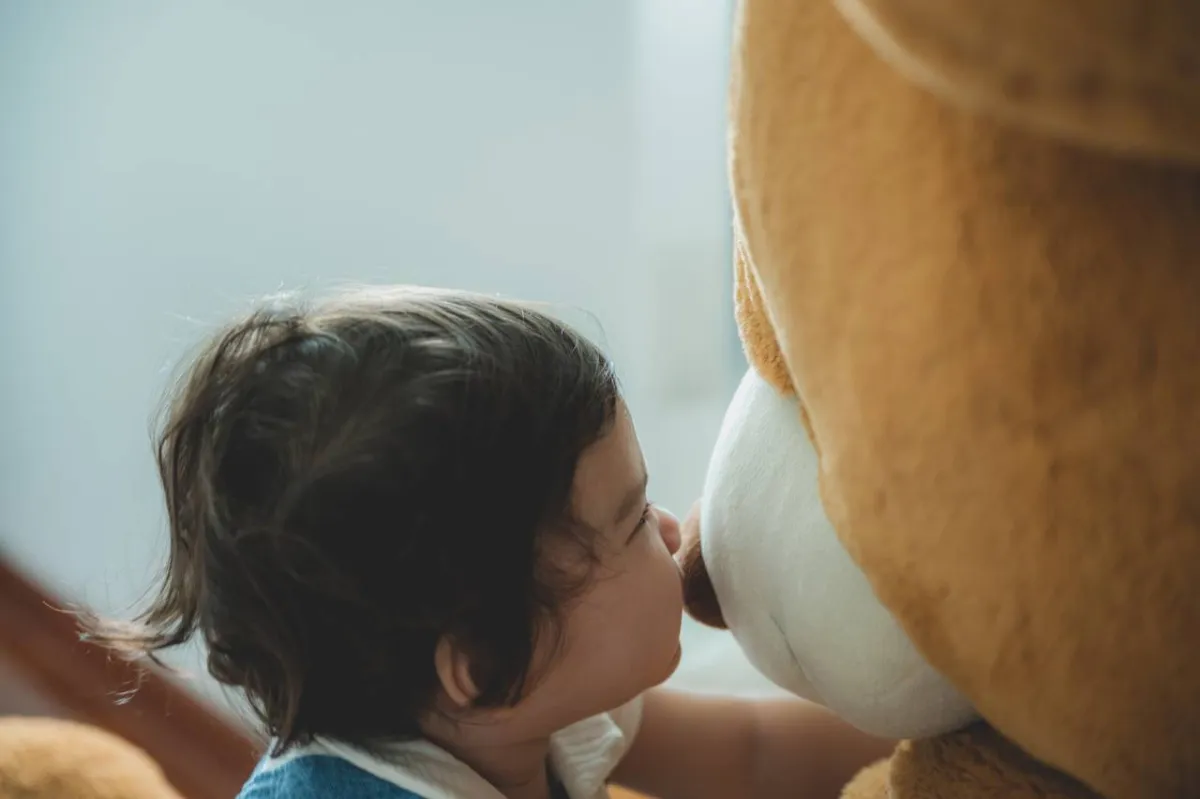 صورة لتعاطف الأطفال