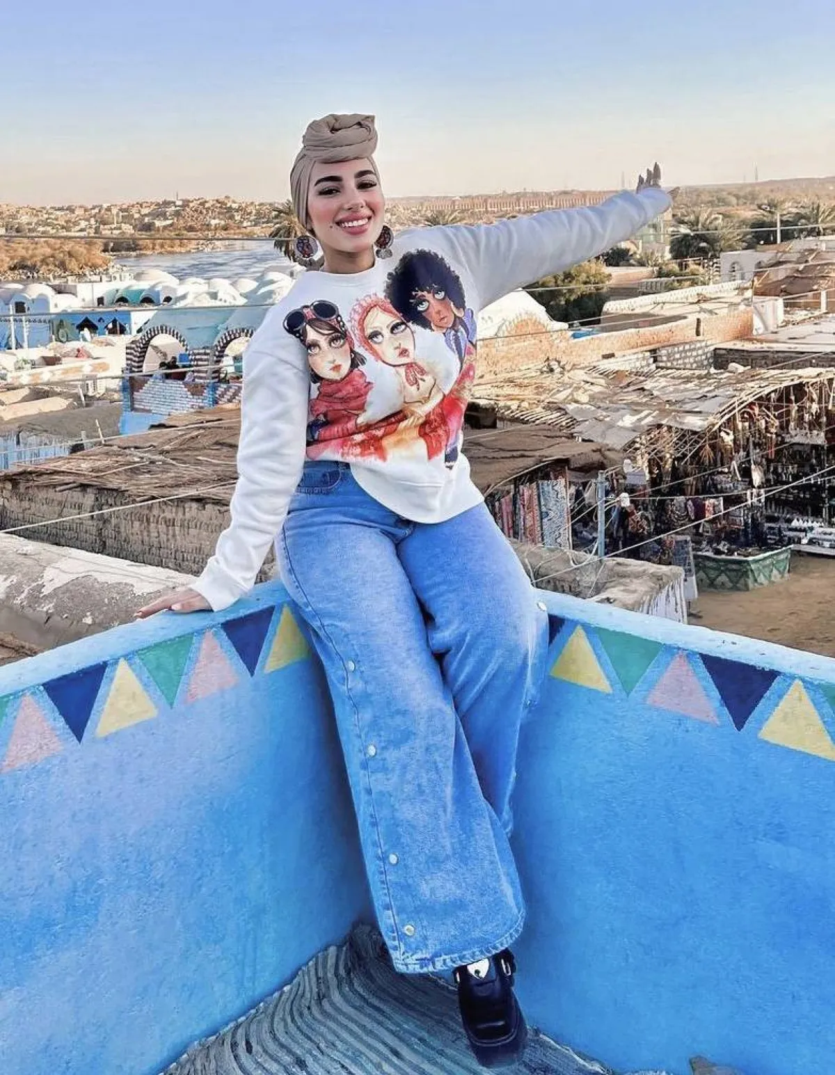 البلايز المرسومة مع الدنيم