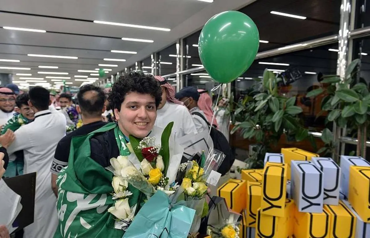 عضو آخر من الفريق الفائز. الصورة من "واس"