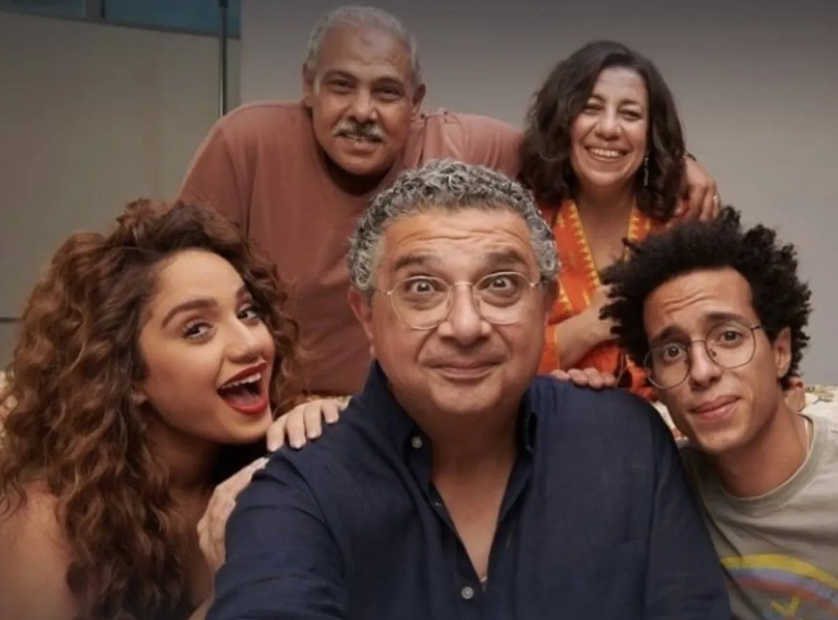 ماجد الكدواني وأبطال مسلسل موضوع عائلي في موسمه الأول - الصورة من حسابه على انستغرام