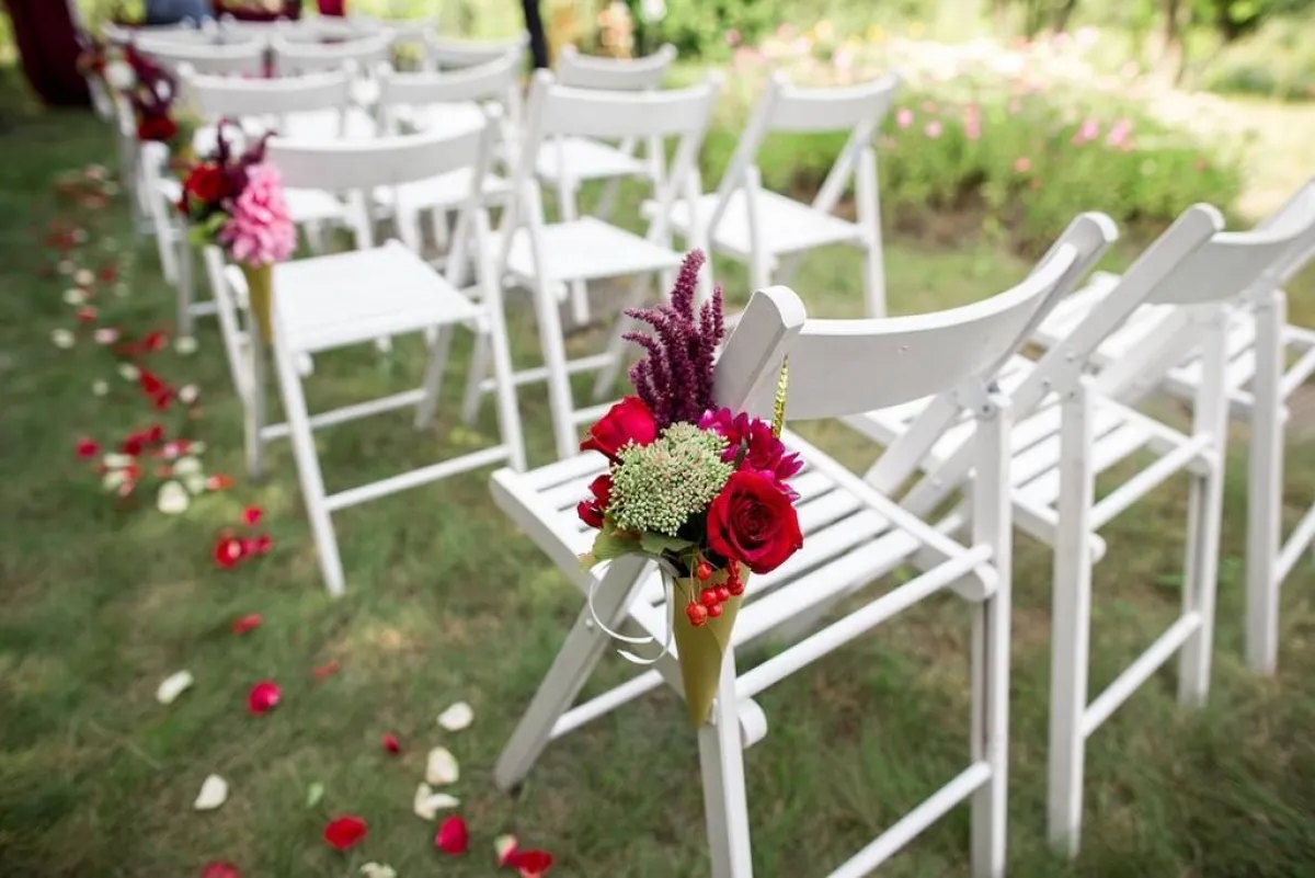 عرس منظّم في الهواء الطلق