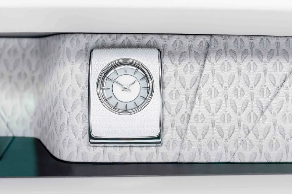 رولزرويس فانتوم 2023