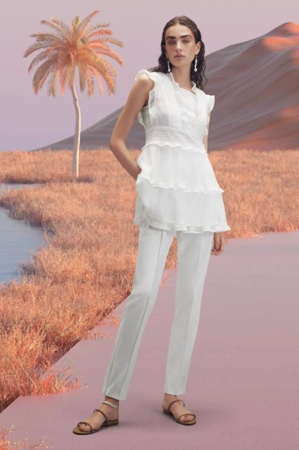 طريقة تنسيق السروال الأبيض