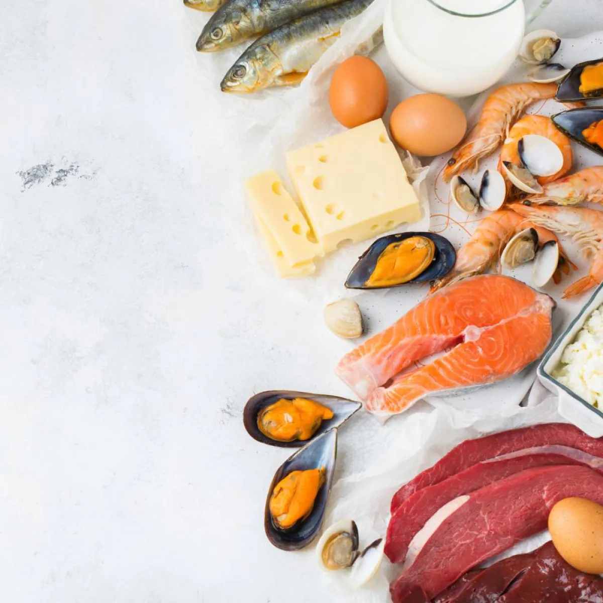 صورة لأطعمة تحتوي على فيتامين ب 12