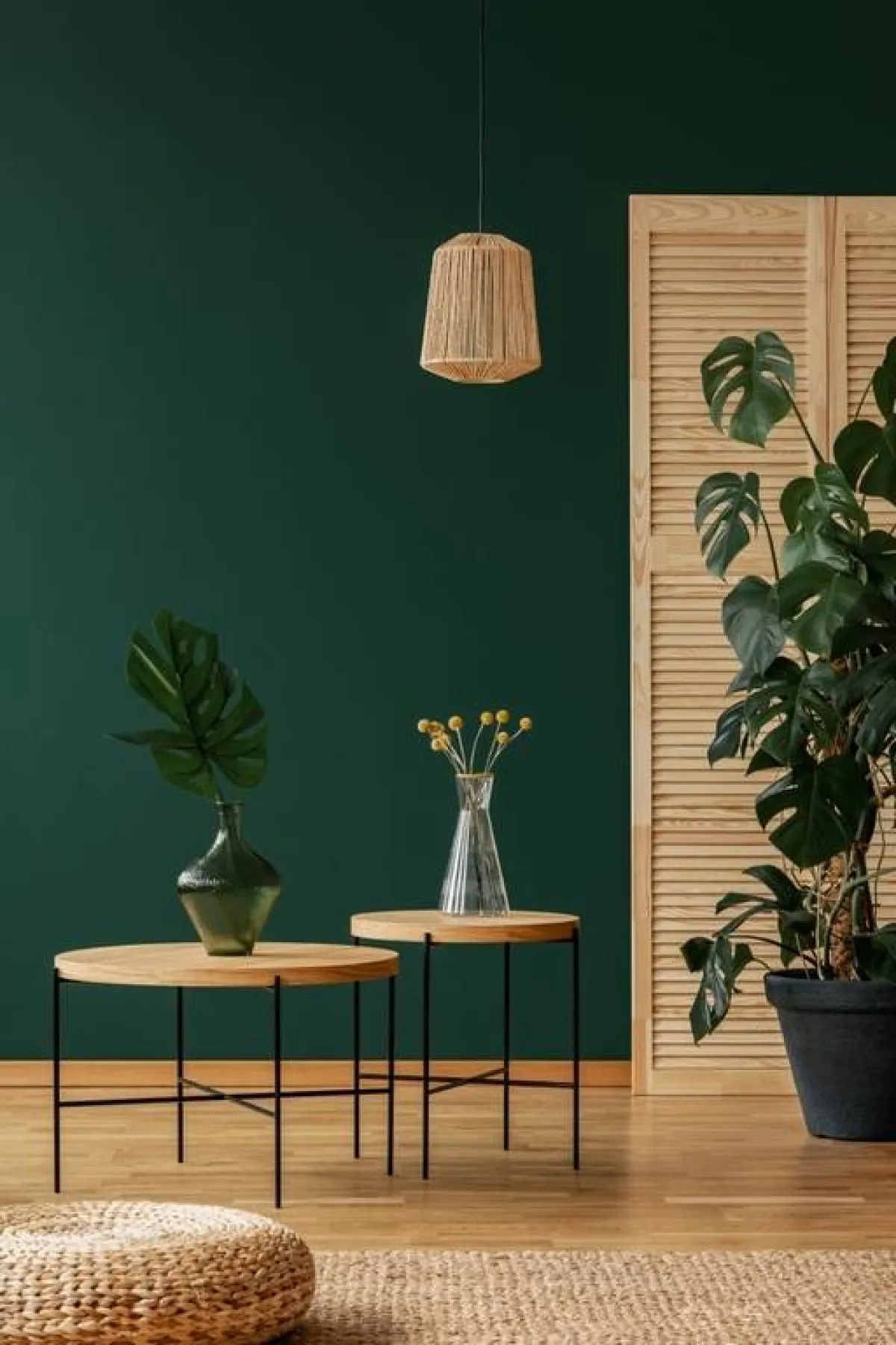 طلاء الجدار  "المهمل" بطلاء ذي لون مميّز