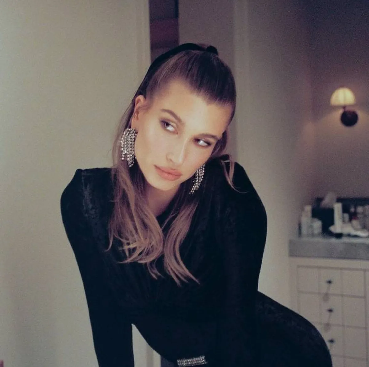 تسريحة شعر نصف مرفوع