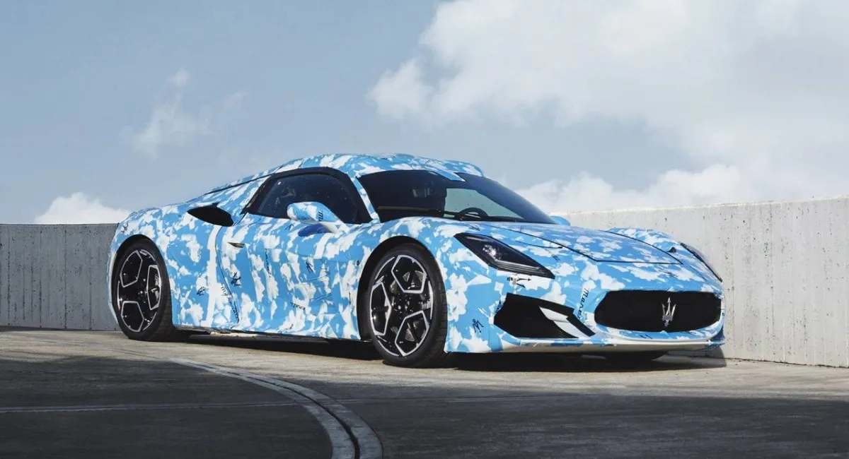 مازيراتي MC20 Cielo 2023 الكوبيه، تظهر بصور تشويقية قبل طرحها الرسمي