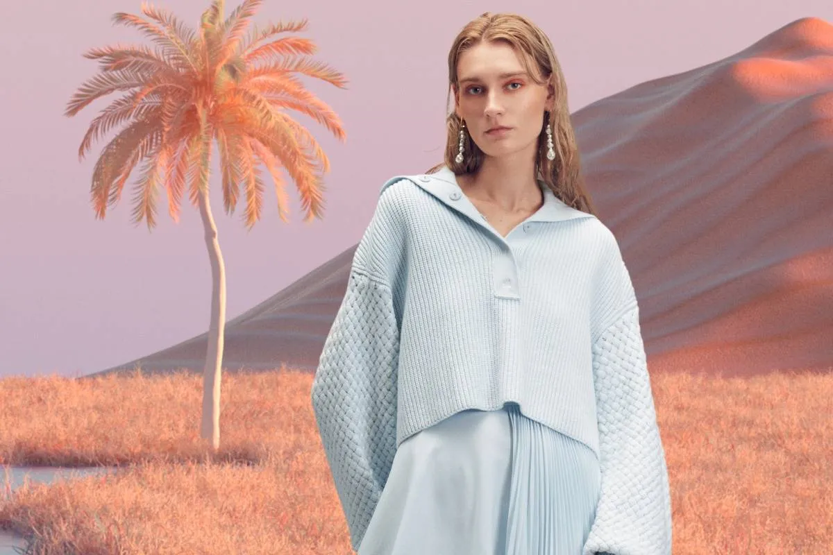 ملابس باللون الأزرق