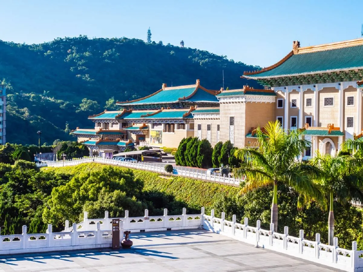 جولة على أشهر المتاحف حول العالم