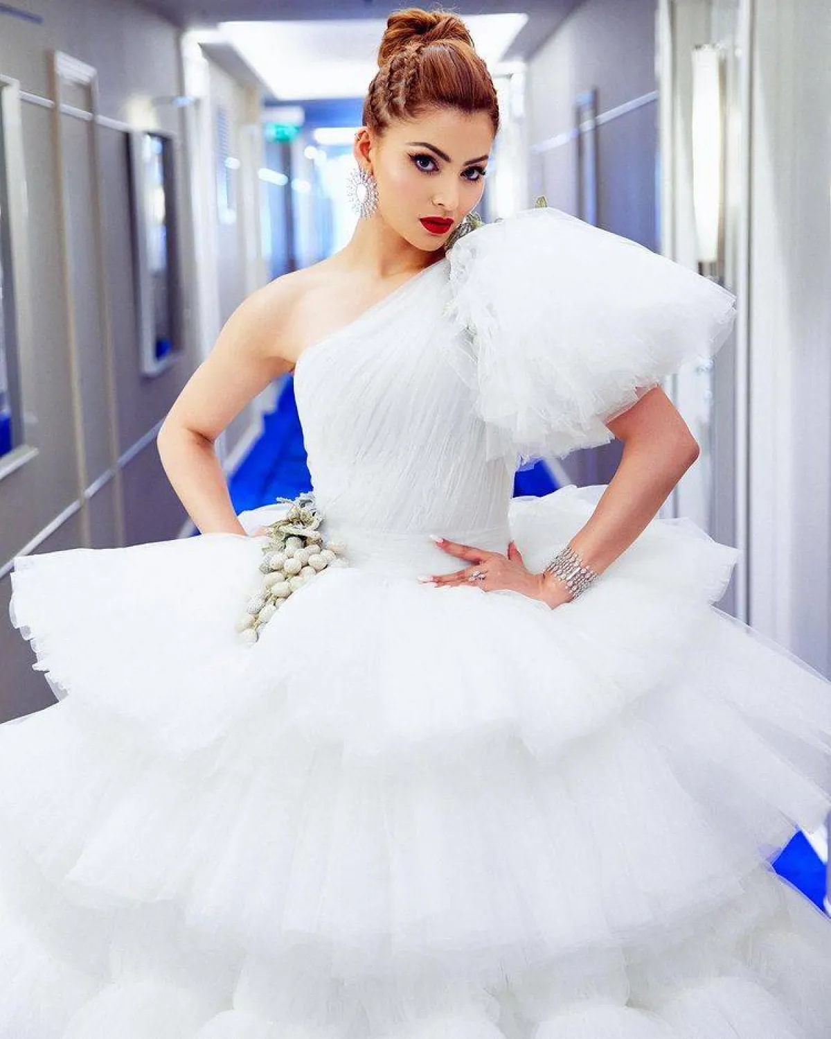 صورة من حساب الممثلة URVASHI RAUTELA على انستغرام